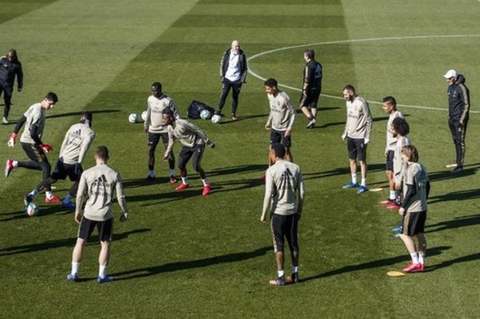 Skuad Real Madrid tengah menjalani sesi latihan di Valdebebas, Madrid.