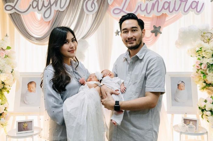 Syahnaz Sadiqah dan Jeje Govinda Pamer Potret saat Antar Anak Kembarnya