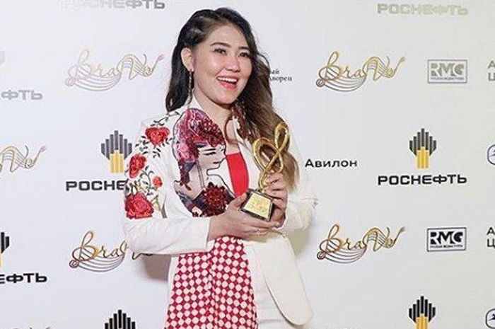 Bak Roda Berputar 7 Artis Ini Kini Hidup Bergelimang Harta Padahal Ternyata Hidupnya Sengsara Dan Penuh Lika Liku Semua Halaman Suar See more of hidup penuh liku liku on facebook. penuh lika liku