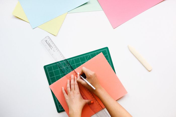 Soal dan Jawaban Persamaan dan Pertidaksaman Linear ...