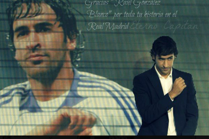 Raul Gonzalez dikabarkan akan kembali ke Bundesliga dan menjadi sinyal bagi Zinedine Zidane bertahan di Real Madrid.