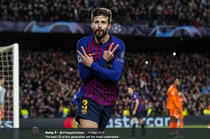 Bek tengah Barcelona, Gerard Pique, mengunggah slip gaji ke media sosial setelah geram karena tuduhan dirinya membenani klub dengan bayaran tinggi. 