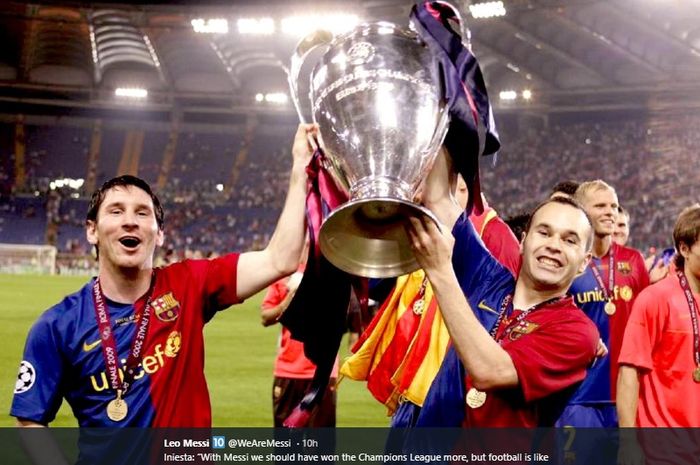 Momen kebersamaan Lionel Messi dan Andres Iniesta ketika mengangkat trofi Liga Champions 2008-2009 usai menundukkan Manchester United 2-0 di partai puncak. 