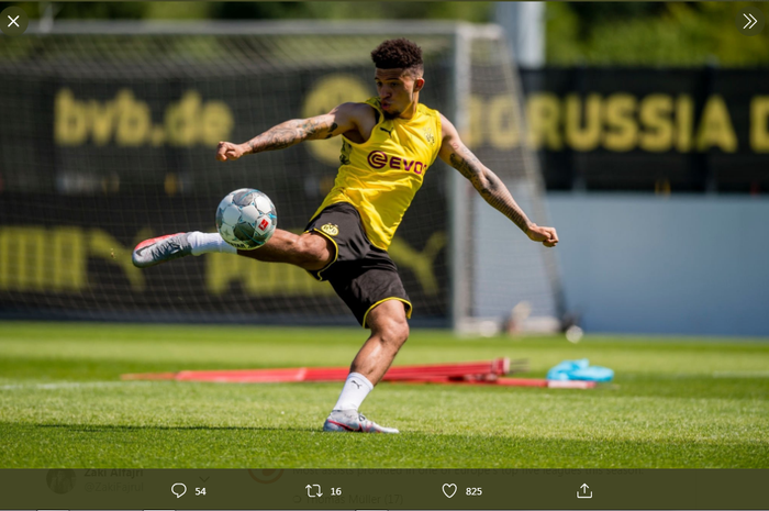 Jadon Sancho nampak memiliki tampilan  berbeda pada sesi latihan bersama dengan Borussia Dortmund pada Sabtu (30/5/2020) waktu setempat.