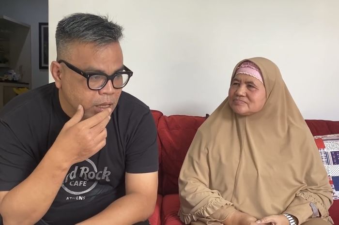 Abdel Achrian bongkar titik balik dalam hidupnya saat bersama Mamah Dedeh