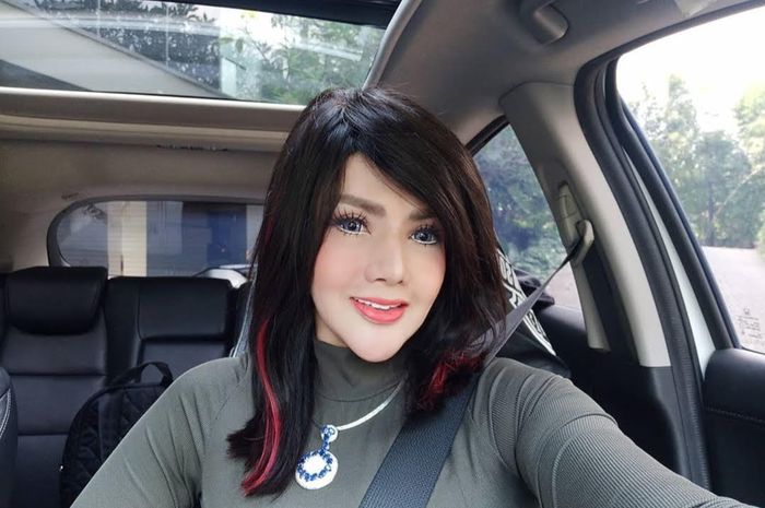 Barbie Kumalasari dengan penampilan barunya.