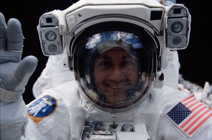 Anti Golput di Pemilu AS 2020, Astronot NASA Bakal Nyoblos ...