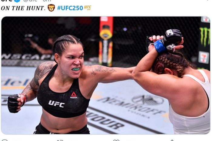 Amanda Nunes menghajar Felicia Spencer di laga utama UFC 250, Minggu (7/6/2020) WIB di UFC APEX, Las Vegas. 