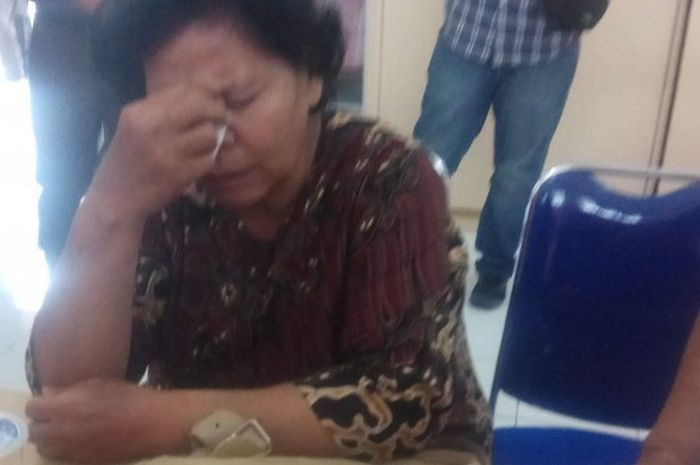 Ongkang-ongkang Kaki Berlagak Meninggal Selama 7 Tahun, Guru SD Ini Berhasil Kumpulkan Gaji Hingga Rp 435 Juta, Tiap Bulan Kantongi Honor Puluhan Juta