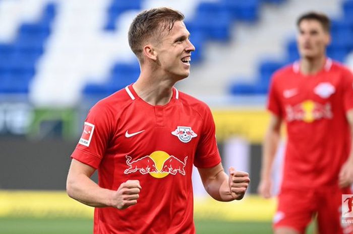 Selebrasi pemain RB Leipizig, Dani Olmo usai menjebol gawang Hoffenheim di Rhein-Neckar Arena, Jumat (12/6/2020) atau Sabtu dini hari WIB.