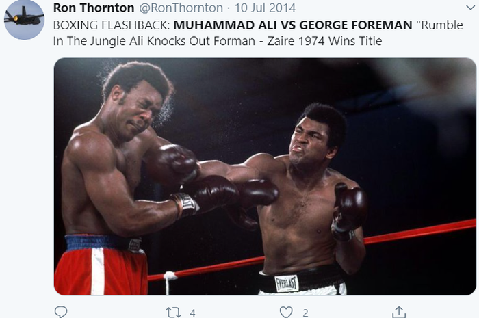 Ketika Muhammad Ali memukul George Foreman dalam laga bertajuk Rumble in the Jungle di Kinshasa, Zaire, pada 29 Oktober 1974. Dalam duel tersebut, Ali dinyatakan menang dengan TKO pada ronde kedelapan. 