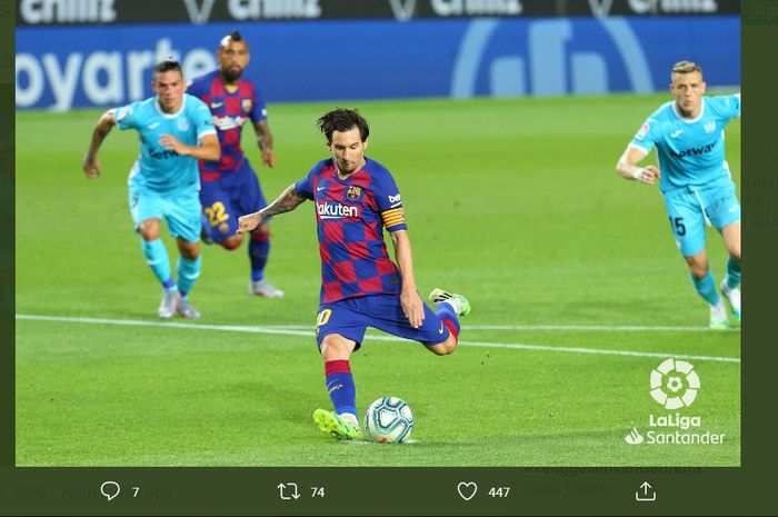 Lionel Messi berhasil melesakkan bola dari titik putih untuk kemenangan Barcelona atas Leganes pada alag pekan ke-29 Liga Spanyol pada Selasa (16/6/2020) atau Rabu dini hari WIB.
