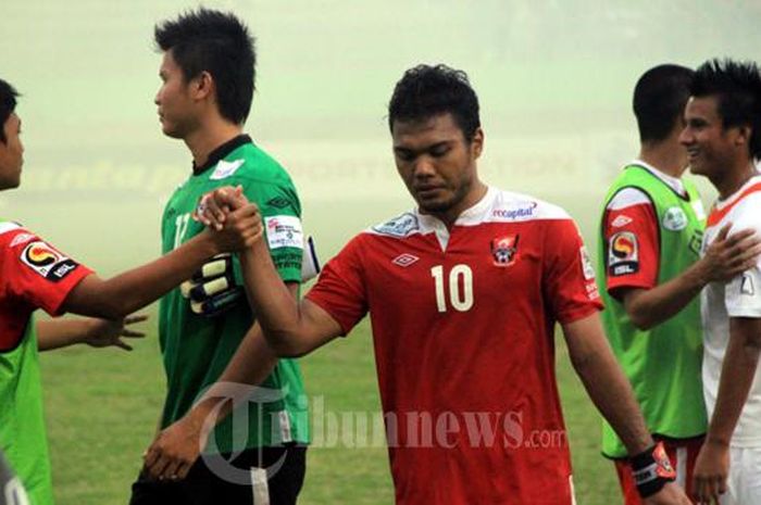 Eks penyerang timnas Malaysia, Safee Sali, saat bermain di Pelita Jaya.
