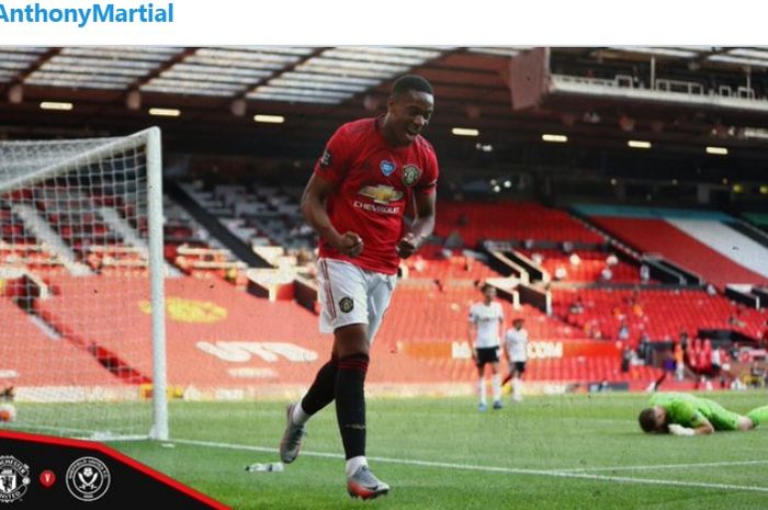 Striker asal Prancis, Anthony Martial, mencetak hat-trick yang membawa Manchester United menang 3-0 atas Sheffield United.