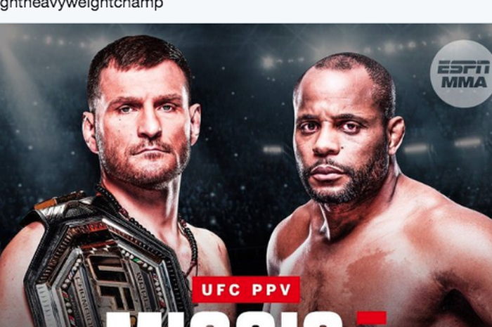 Petarung kelas berat UFC, Stipe Miocic (kiri) dan Daniel Cormier (kanan).