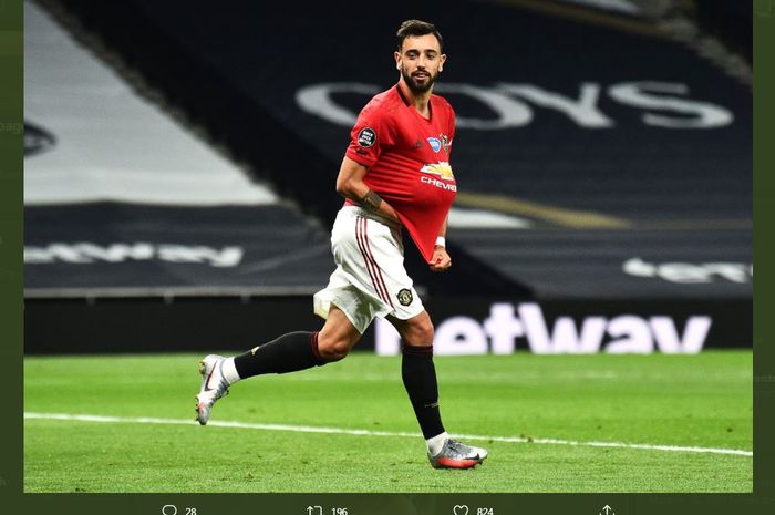 Aksi Bruno Fernandes merayakan golnya buat Manchester United.