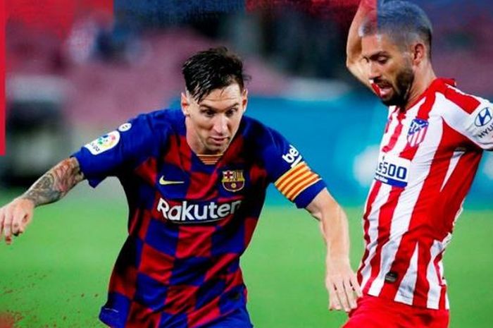 Megabintang Barcelona, Lionel Messi, beraksi dalam laga Liga Spanyol kontra Atletico Madrid di Stadion Camp Nou, Selasa (30/6/2020).