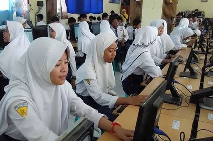 Tak Seberuntung XXI dan Kawinan, Pelaksanaan Sekolah Tatap ...