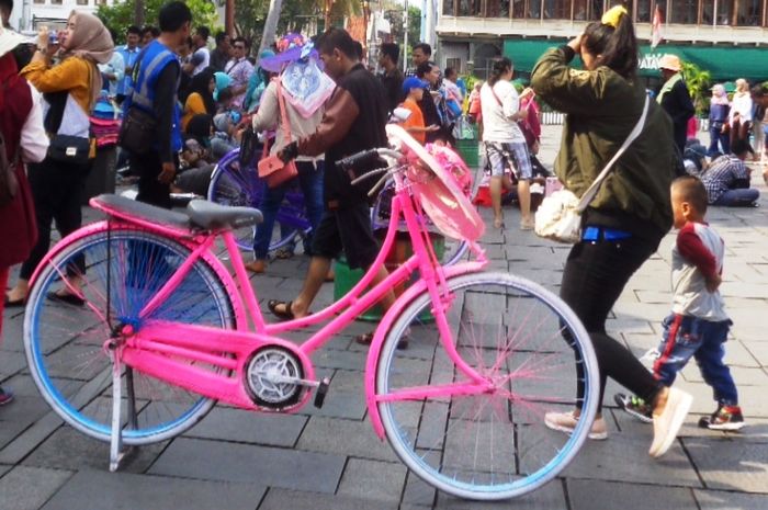 Mengapa Sepeda untuk LakiLaki dan Perempuan Bentuknya Berbeda? Bobo