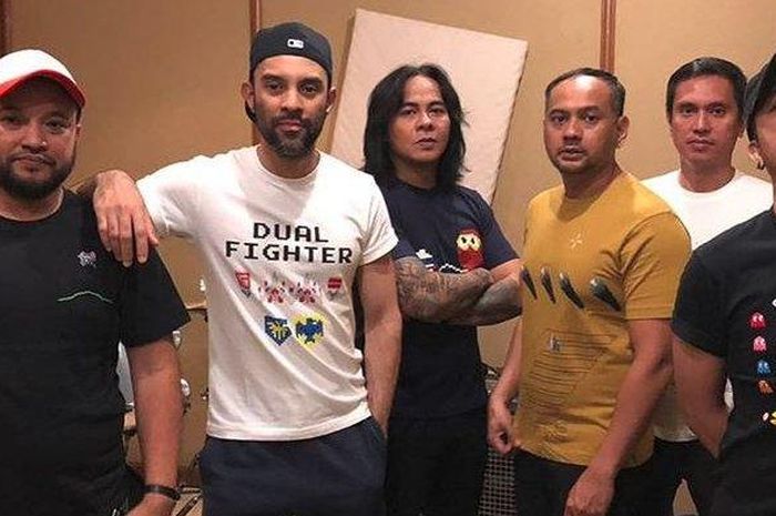 Lirik Lagu Chord Gitar Cinta Tak Bersyarat Element Demi Nama Cinta Sonora Id 18 august 2019 / nagaswara tv official. lirik lagu chord gitar cinta tak