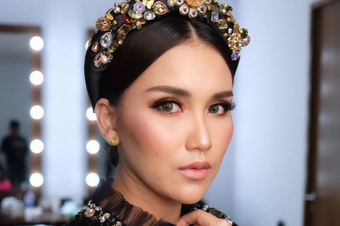 Tak Jadi Bersanding dengan Didi Riyadi, Ayu Ting Ting Kepergok Ajak