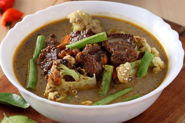 Resep Spicy Brongkos Bikin Keluarga Jadi Lebih Lahap Makan Malam (SajianSedap)