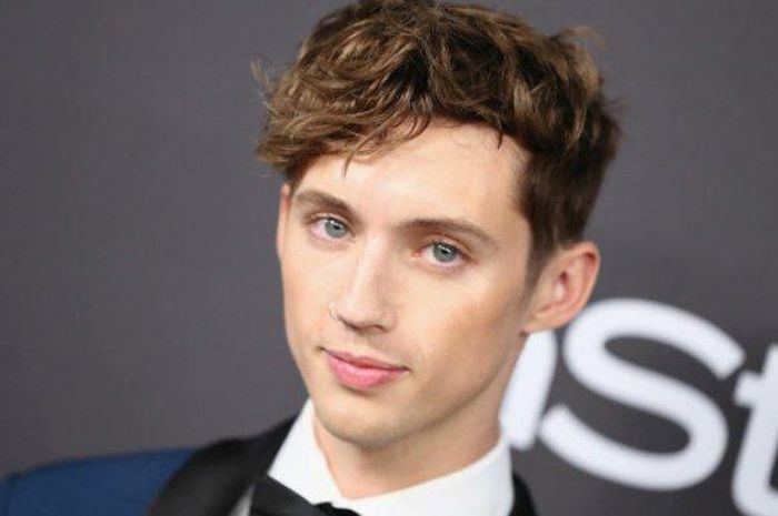 Lirik Lagu 'Fools' By Troye Sivan, Lengkap Dengan Video Klip - Sonora.id