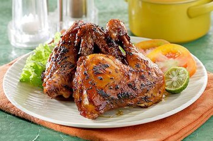 Rela Tempuh 32 Km Demi Bisa Makan Ayam, Pria Ini Justru Kena Denda