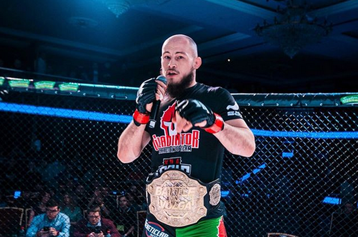 Petarung MMA dari ajang Gorilla Fightng Championship, Rinat Fakhredtinov.