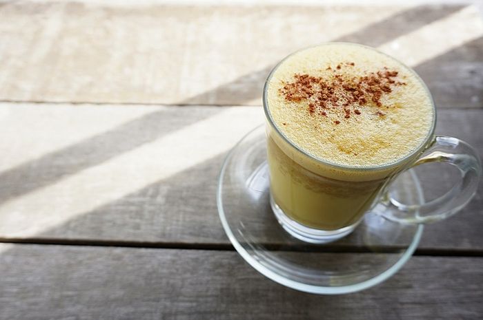 Siap-siap Dapatkan Khasiat Rutin Minum Susu Kunyit Sebelum ...