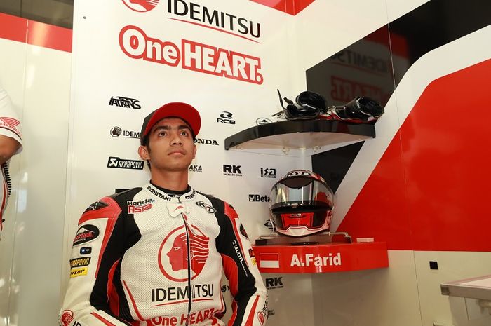 Pembalap Idemitsu Honda Team Asia, Andi Farid Izdihar, menjelang balapan Moto2 Andalusia yang berlangsung di Sirkuit Jerez, Spanyol, 26 Juli 2020.