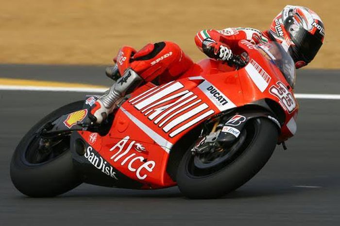 Marco Melandri saat membalap bersama Ducati di MotoGP