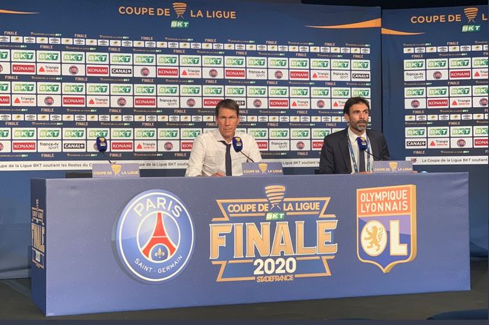 Pelatih Lyon, Rudi Garcia, dalam jumpa pers usai final Piala Liga Prancis, Jumat (31/7/2020).