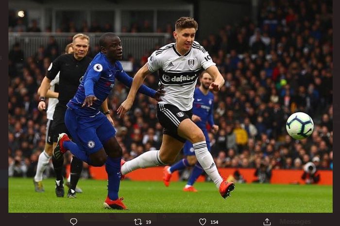 N'Golo Kante (kiri) beraksi dalam pertandingan Chelsea vs Fulham di Piala FA 2018-2019.