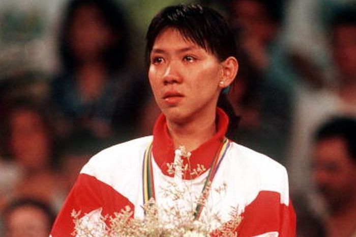 Susi Susanti saat meraih medali emas Olimpiade 1992.