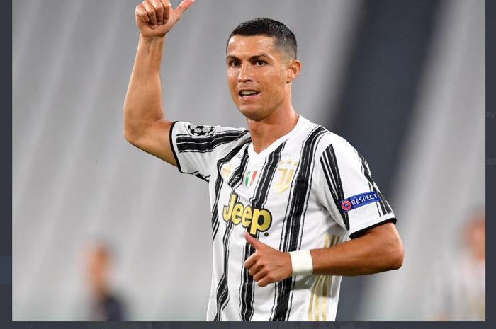 Cristiano Ronaldo merayakan golnya dalam duel Juventus vs Lyon pada babak 16 besar Liga Champions di Allianz Turin, 7 Agustus 2020.