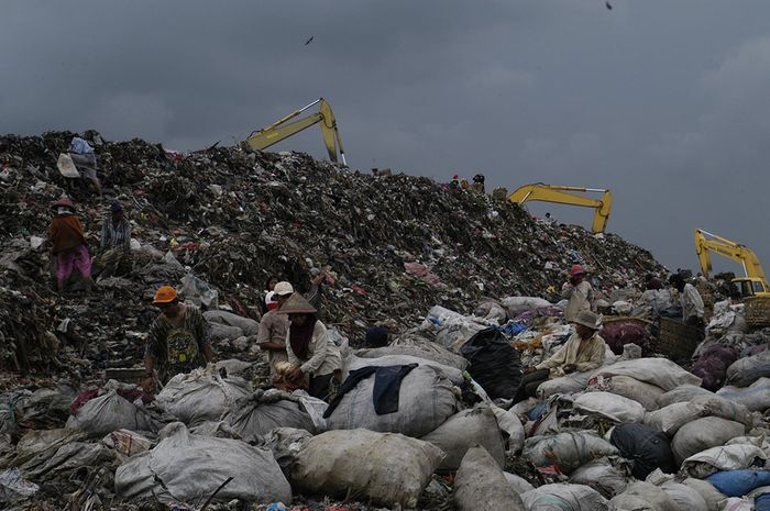 Sekitar delapan juta ton sampah plastik berakhir di lautan setiap tahunnya.