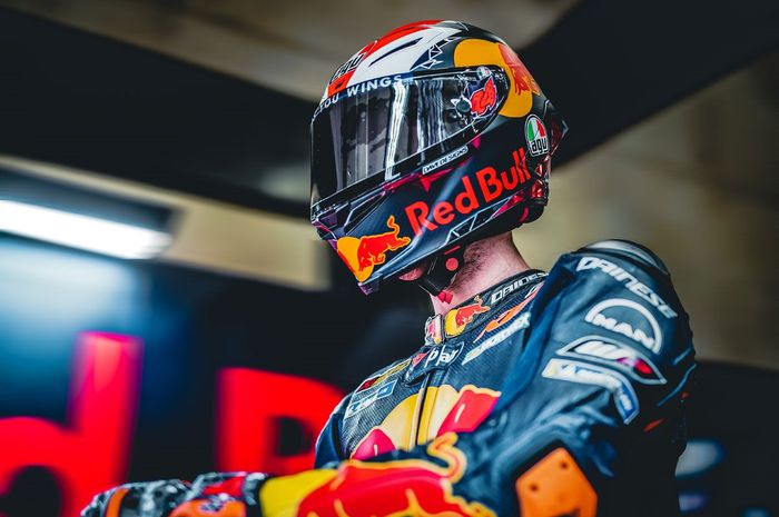 Pembalap Red Bull KTM, Pol Espargaro, saat melakoni sesi hari kedua seri balap MotoGP Austria di Red Bull Ring, Austria, 15 Agustus 2020.