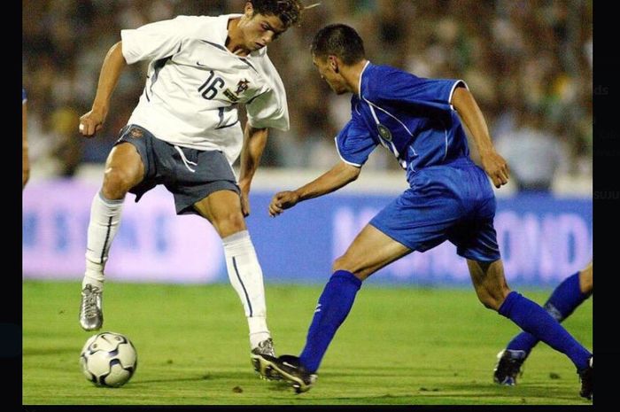 Cristiano Ronaldo saat menjalani laga debut bersama timnas Portugal lawan Kazakstan, 20 Agustus 2003.