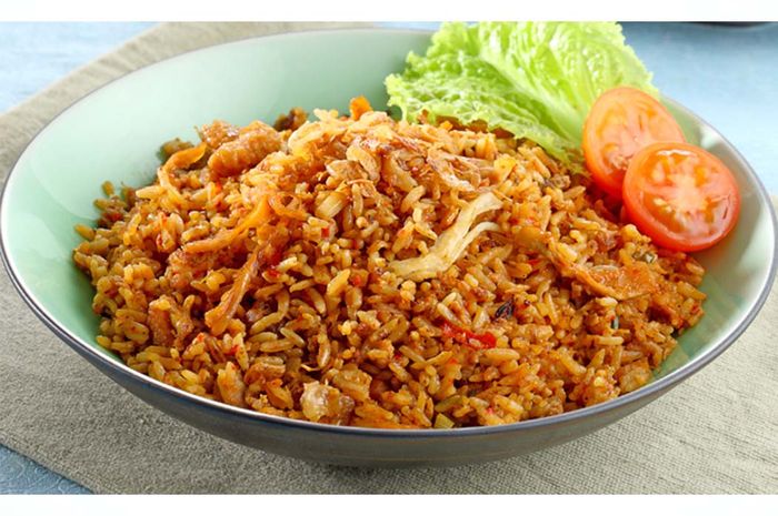 Rahasia Nasi Goreng Selezat Pedagang Kaki Lima, Ternyata Ada Bumbu