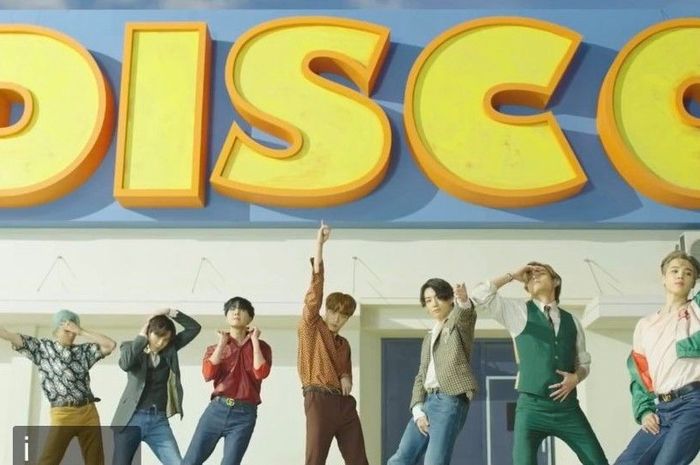 Lirik Lagu Dynamite - BTS, Lengkap dengan Video Klip Epiknya - Sonora.id