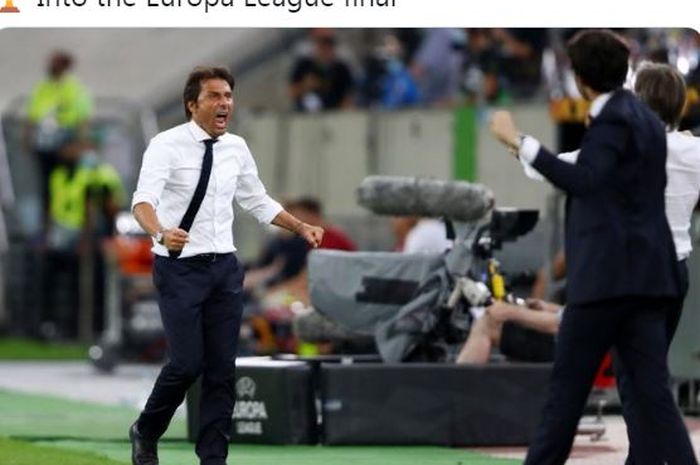 Pelatih Inter Milan, Antonio Conte, menunjukkan ekspresi berteriak.