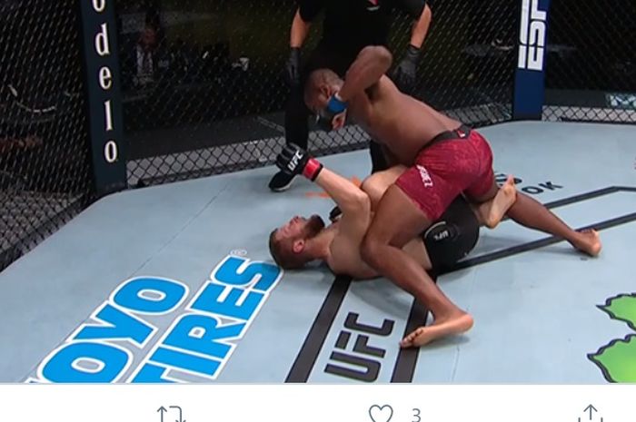 Marcin Prachnio, kalah dari Mike Rodriguez di UFC on ESPN 15, Minggu (23/8/2020) pagi WIB.