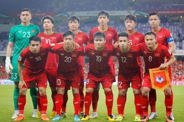 Timnas Vietnam akan menghadapi Timnas Indonesia dalam lanjutan Kualifikasi Piala Dunia 2022 zona Asia. Kemenangan menjadi harga mati bagi Vietnam, tapi itu sangat tak mudah diraih dari Timnas Indonesia asuhan Shin Tae-yong saat ini.