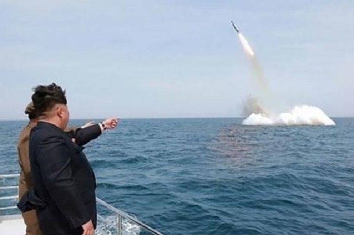 Kim Jong Un Benar-benar Mulai Perang Dunia, Kini Luncurkan Rudal Tepat ke Wilayah Jepang Hingga Buat AS Meradang! - Sosok
