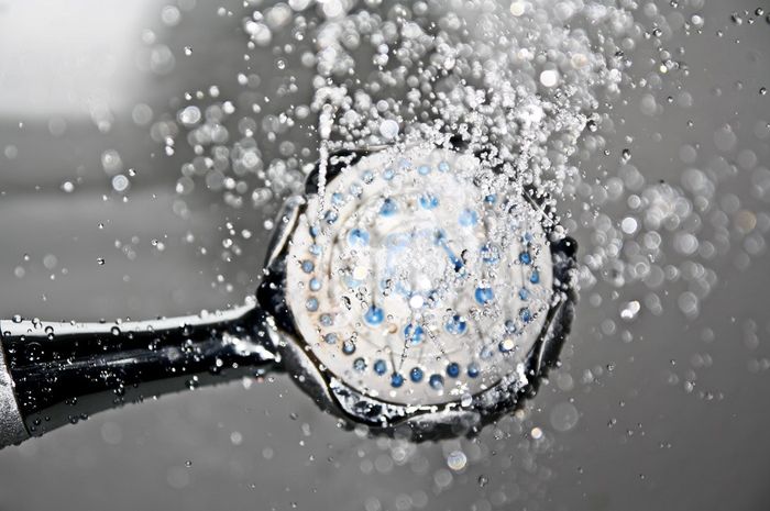 Tak Disangka, Ternyata Mandi dengan Air Dingin Bisa Mendatangkan 5