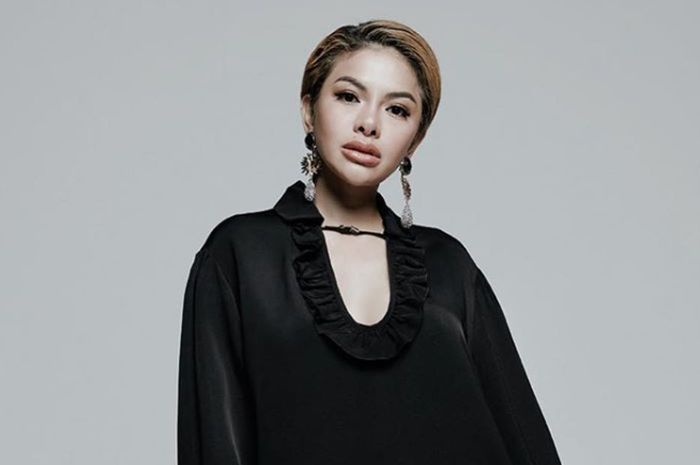 Ajak AnakAnaknya Borong Baju Branded, Sikap Nikita Mirzani pada Anak