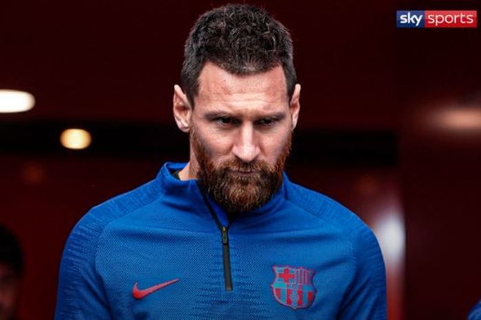 Masalahnya dengan Antoine Griezmann belum selesai, Lionel Messi sudah dituduh lagi merebut gaji para karyawan Barcelona.