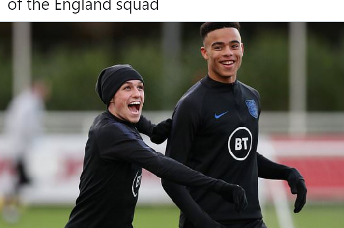 Mason Greenwood (kanan) dan Phil Foden dicoret skuad timnas Inggris setelah melanggar pedoman COVID-19 dengan menghabiskan waktu bersama dua perempuan.