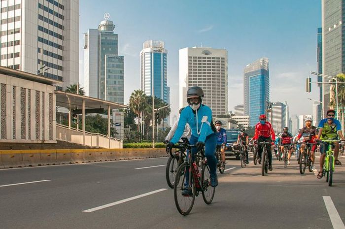 Jalan Khusus Sepeda Di Jakarta Dibangun Anies